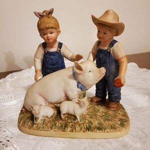 Home Interiors 1985 Denim Days 8813 Prize Pig Danny Debbie Figurine
